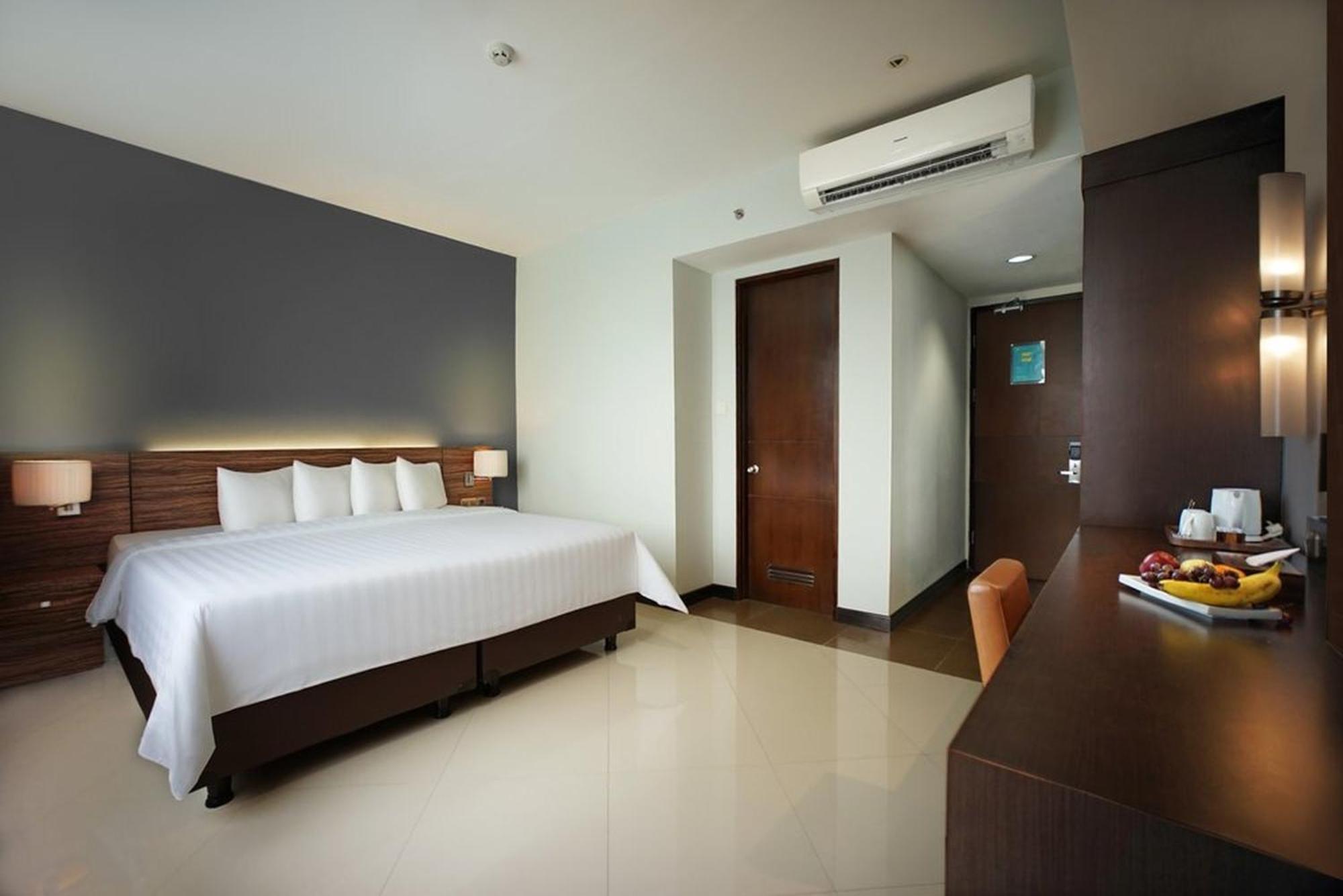 Regantris Malioboro Hotel Jogjacarta Exterior foto